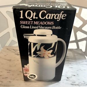 1 QT. Carafe Sweet Meadows by the Cellar
